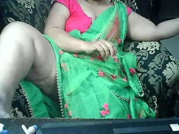 Bongacams Live Porn of Indianbhabhimilf40