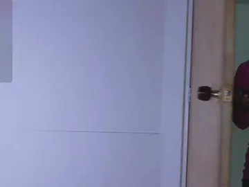 Bongacams Sex Cam of daddysneakin