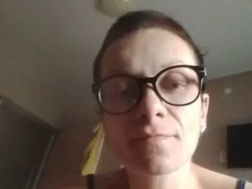 Bongacams Live Sex Cam of ToryXCristal