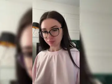 Bongacams Free Porn Cam of Chiaralovee