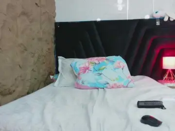 Bongacams Free Live Porn of horny18girl