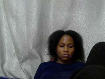 Bongacams Nude Webcam of Caroldoly