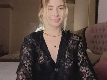 Bongacams Adult Webcams of Bella-crazyy