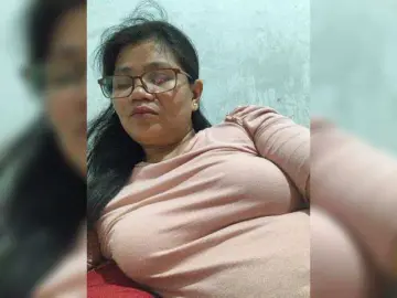 Bongacams Live Sex Cam of revive02