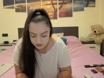 Bongacams Adult Webcam of adellineee