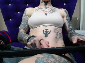 Bongacams Best live sex cam show of KennysXX