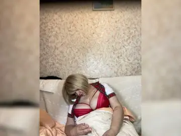 Bongacams Free Porn Cam of SVETIKBOMBOCHKA