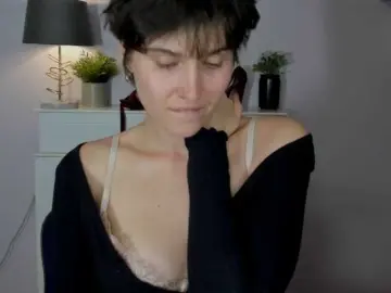 Bongacams Watch Live Sex Cams of soft-sarah