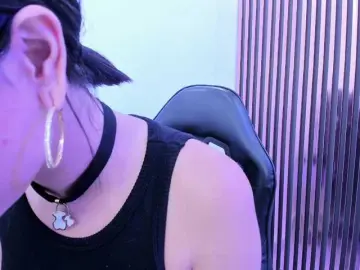 Bongacams Sex Chat of crystalstonee1