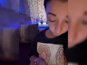 Bongacams Watch Live Sex Cams of AureliyXXX