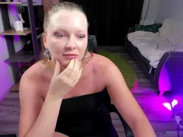Bongacams Free Porn Cam of StrippingLady