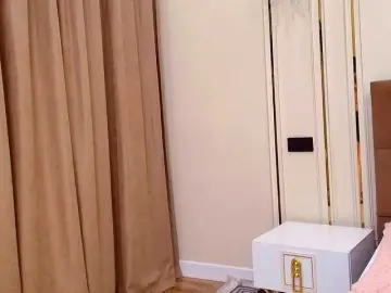 Bongacams Watch Live Sex Cams of maddieperezzz