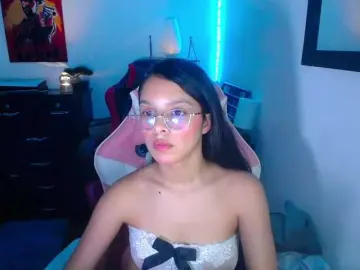 Bongacams Best Webcam of room-kitty