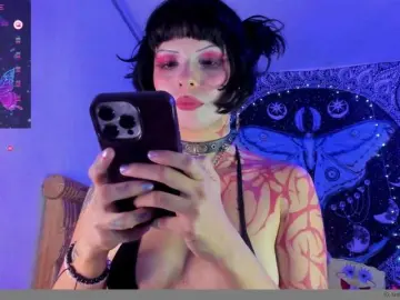 Bongacams Watch Live Sex Cams of YourRosenrot