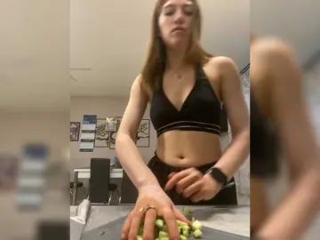 Bongacams Best live sex cam show of Alinagilberd03