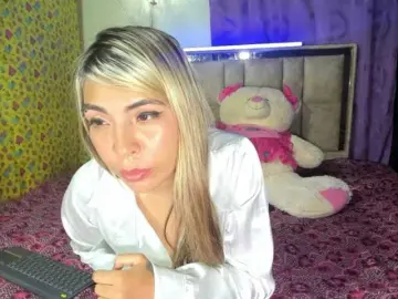 Bongacams Best live sex cam show of daphnehot01