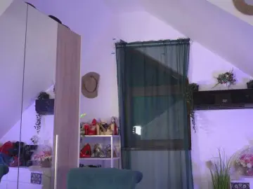 Bongacams Watch Live Sex Cams of VixenIvy