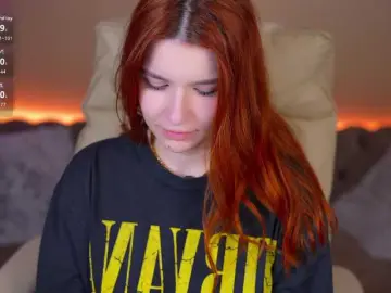 Bongacams Live Porn of RedShinee