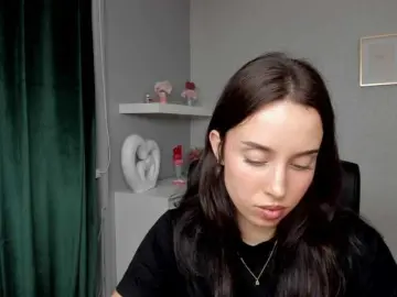 Bongacams Watch Live Sex Cams of adeleLive