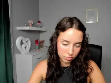 Bongacams Private Sex Chat of adeleLive