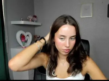 Bongacams Adult Video Chat of adeleLive