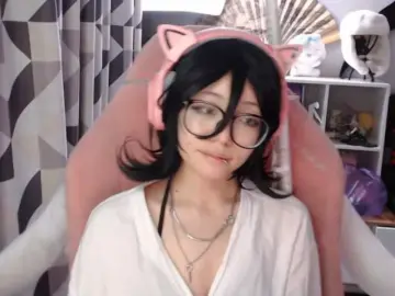 Bongacams Sex Cam of GertieCoach