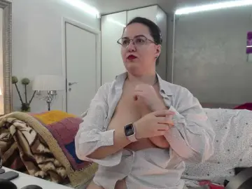 Bongacams Private Sex Chat of ILoveToFeelU