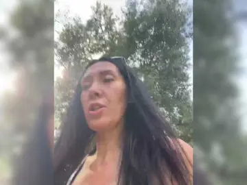 Bongacams Watch Live Sex Cams of KarolinaMilf