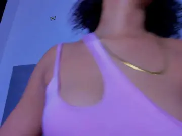 Bongacams Nude Webcam of tatianasquirthot
