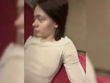 Bongacams Adult Webcam of 18YoungPussy18