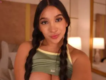 Bongacams Adult Video Chat of lyrabellini