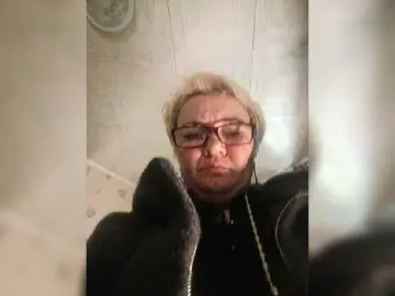 Bongacams Nude Webcam of HelenaGloss
