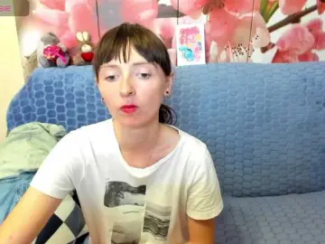 Bongacams Live Sex Cam of KathelinBrik