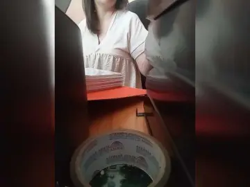 Bongacams Watch Live Sex Cams of Molii-Molii35