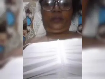 Bongacams Adult Webcam of hotmomsexy