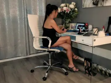 Bongacams Watch Live Sex Cams of Beebeethai