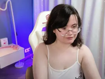 Bongacams Live Sex Cam of Alicezen