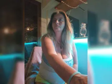 Bongacams Best live sex cam show of JennaDeluxe