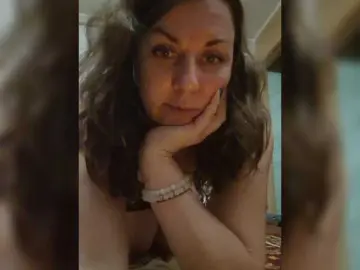 Bongacams Sex Cam of OpenGirl