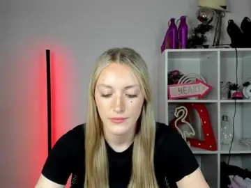 Bongacams Free Live Porn of EvelynBlond