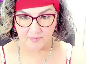 Bongacams Free Porn Cam of cataleya-mom