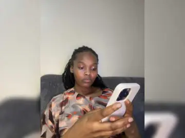 Bongacams Private Sex Chat of Curvy-maxy9