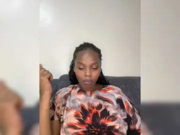 Bongacams Live Sex Cam of Curvy-maxy9