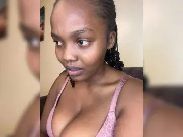 Bongacams Live Sex Cam of Curvy-maxy9