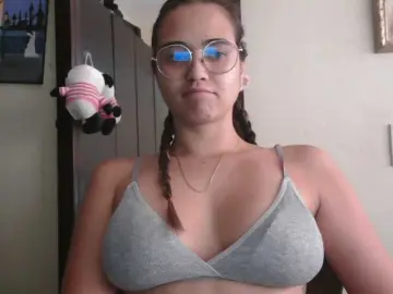 Bongacams Nude Webcam of trianabell