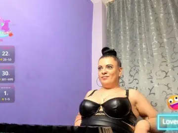 Bongacams Best live sex cam show of AdriannaLyly