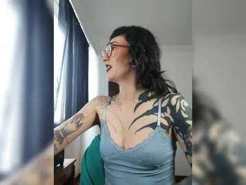 Bongacams Adult Webcam of Inked-Val
