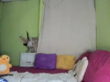 Bongacams Sex Cam of RoseTinz45