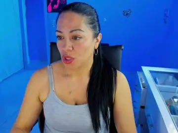 Bongacams Watch Live Sex Cams of SkaterGal