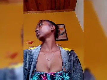 Bongacams Live Sex Cam of Sahsahsexy